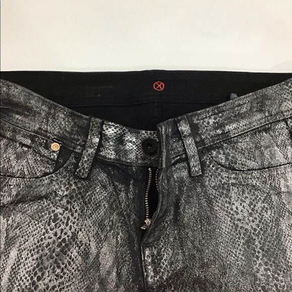 The Sinclair MFGRP Elon Stick Coated Legging Pants - Picture 5 of 8